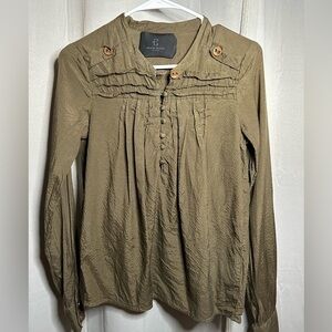 Bruins Bazaar size 36 (medium US ) olive 60% silk 40% cotton‎ Blouse